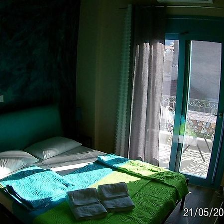 Kostas Family Rooms Σταυρός Εξωτερικό φωτογραφία