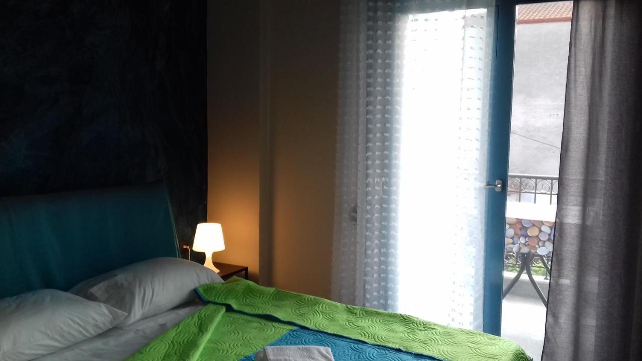 Kostas Family Rooms Σταυρός Εξωτερικό φωτογραφία