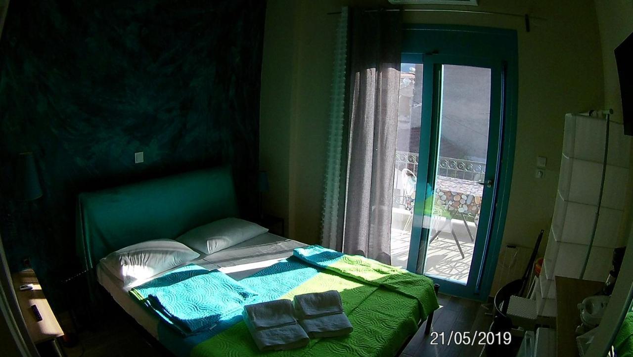 Kostas Family Rooms Σταυρός Εξωτερικό φωτογραφία